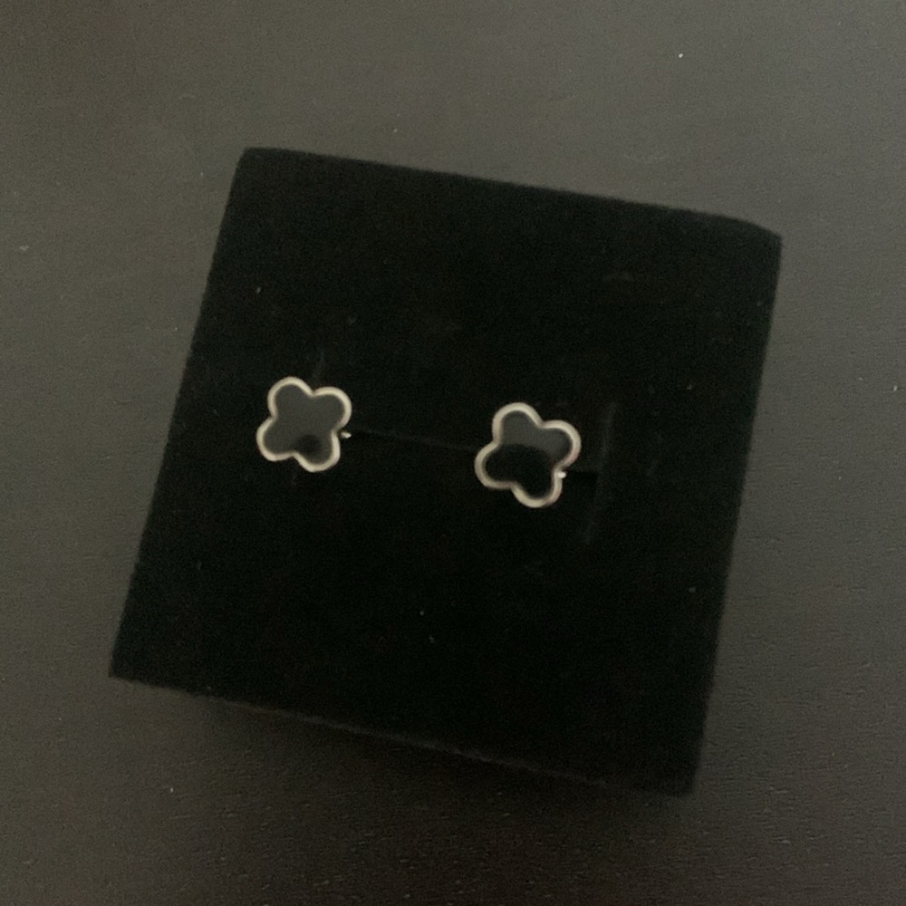 925 Sterling Silver Black Clover Lucky Charm Earrings